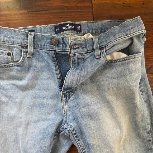 Hollister Men's Denim Slim Straight Jeans - Picture 2 of 6